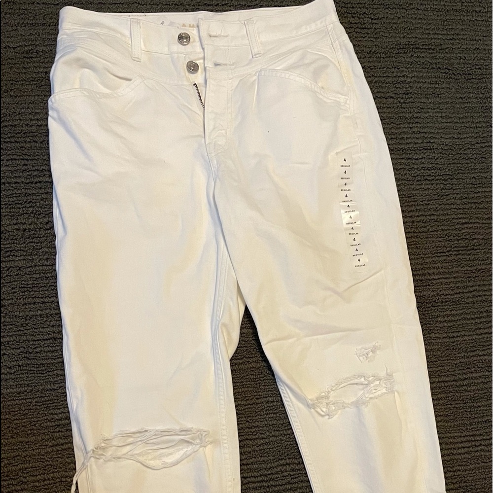 American eagle, whits high waist jeans w/ fringe